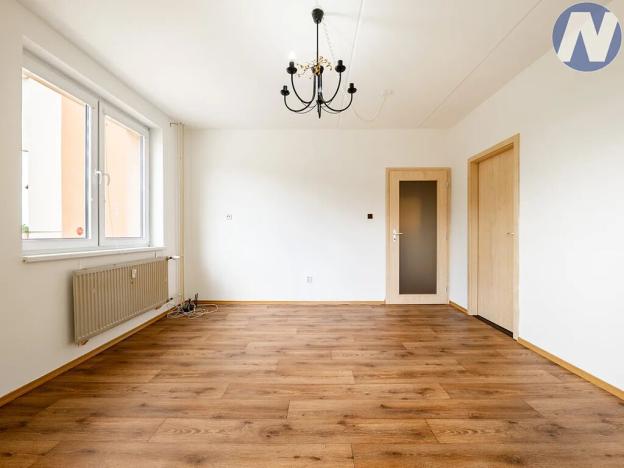 Prodej bytu 3+1, Lhenice, Sídliště SNP, 74 m2