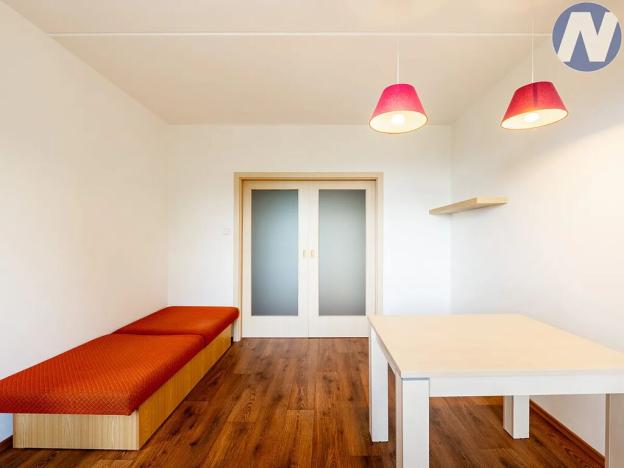 Prodej bytu 3+1, Lhenice, Sídliště SNP, 74 m2