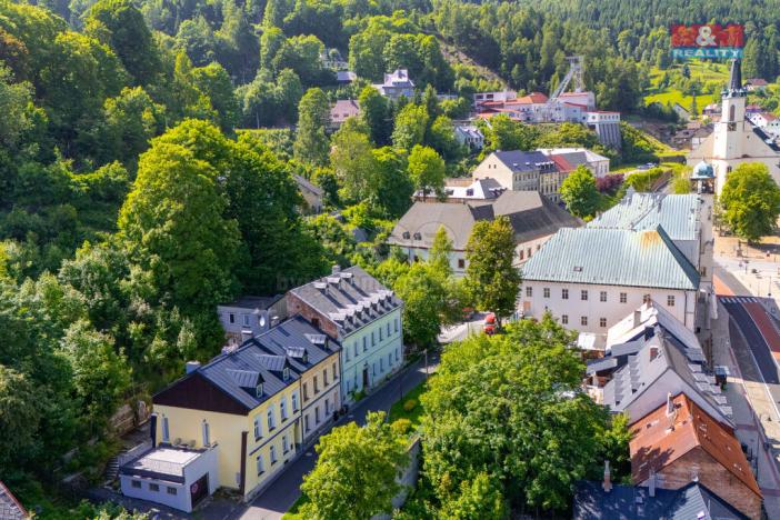 Prodej rodinného domu, Jáchymov, Mincovní, 175 m2