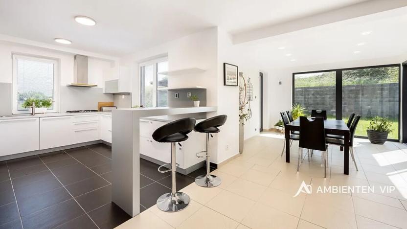 Prodej rodinného domu, Popůvky, 210 m2