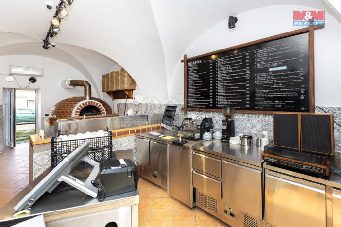 Prodej restaurace, Opatovice nad Labem, Pardubická, 620 m2