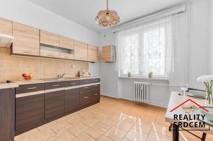 Pronájem bytu 1+1, Karviná, Závodní, 39 m2