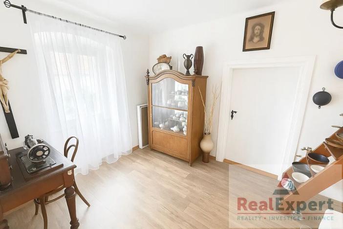 Prodej rodinného domu, Vraný, 250 m2