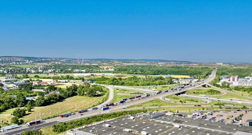 Prodej komerčního pozemku, Brno, 5000 m2