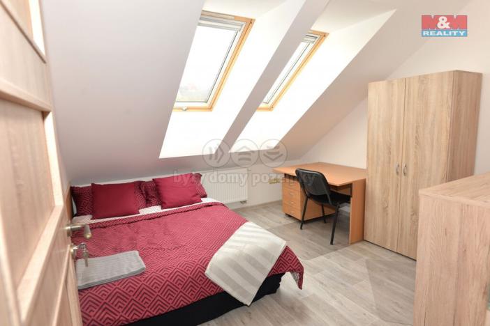 Pronájem bytu 1+kk, Pardubice - Cihelna, Brozanská, 49 m2