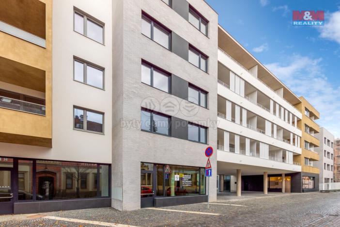 Pronájem bytu 2+kk, Pardubice - Zelené Předměstí, Smilova, 57 m2