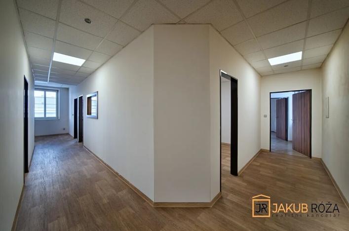 Pronájem kanceláře, Vrchlabí, Na bělidle, 159 m2
