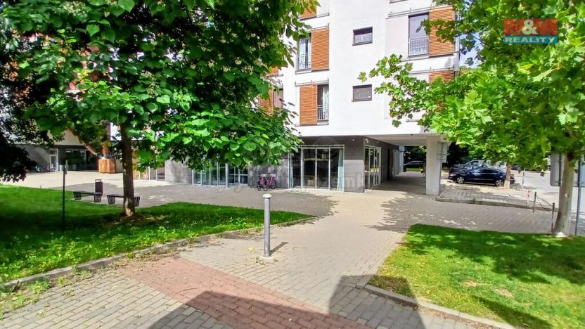Pronájem kanceláře, Praha, Jankovcova, 42 m2