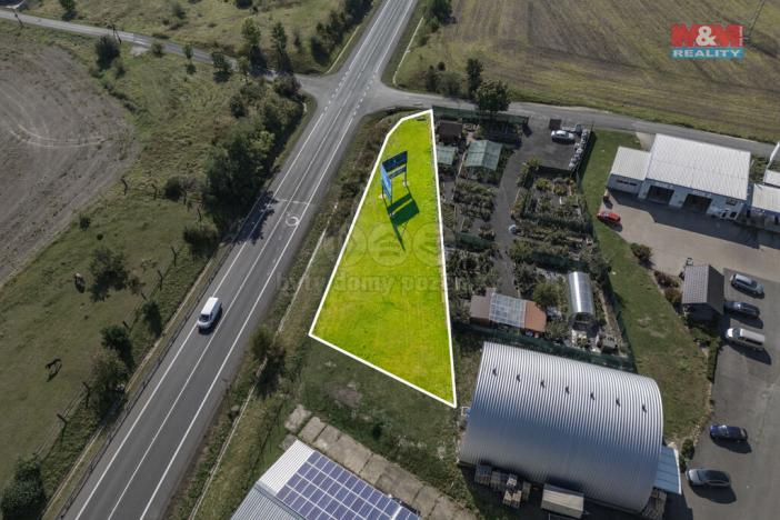 Pronájem komerčního pozemku, Louny, Mělecká, 1010 m2