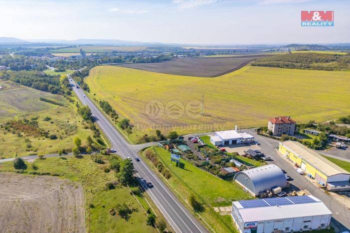Pronájem komerčního pozemku, Louny, Mělecká, 1010 m2