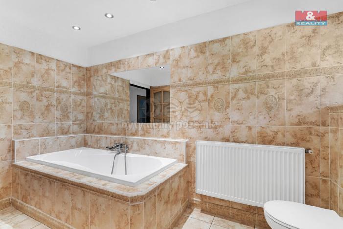 Prodej rodinného domu, Bulovka, 350 m2