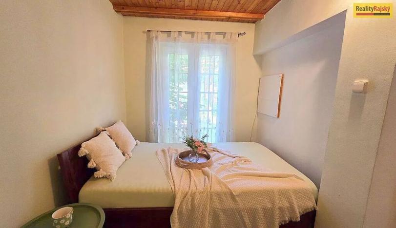 Prodej bytu 3+1, Dobříš, Mírové náměstí, 59 m2