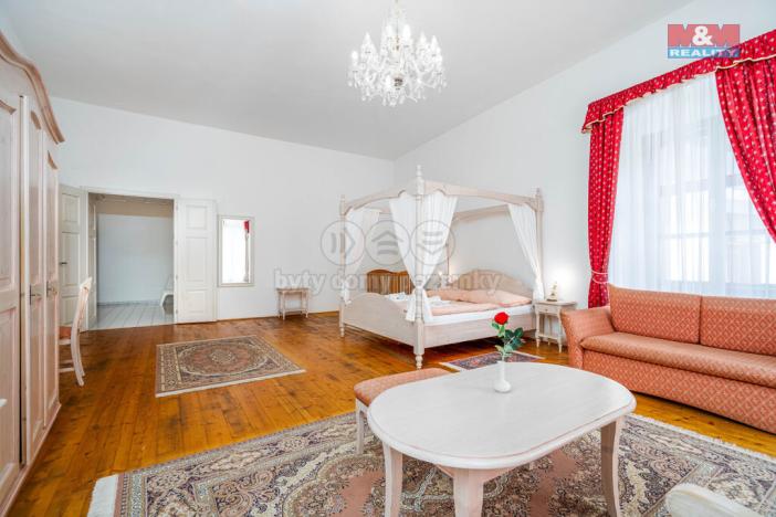 Prodej ubytování, Rožmberk nad Vltavou, 1860 m2