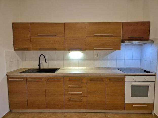 Pronájem bytu 2+1, Teplice, Štúrova, 52 m2
