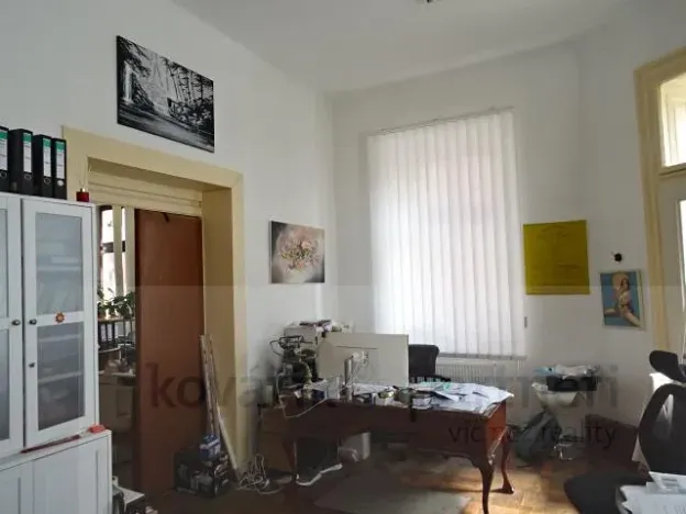 Prodej komerční nemovitosti, Rumburk, Náměstí Lužické, 568 m2