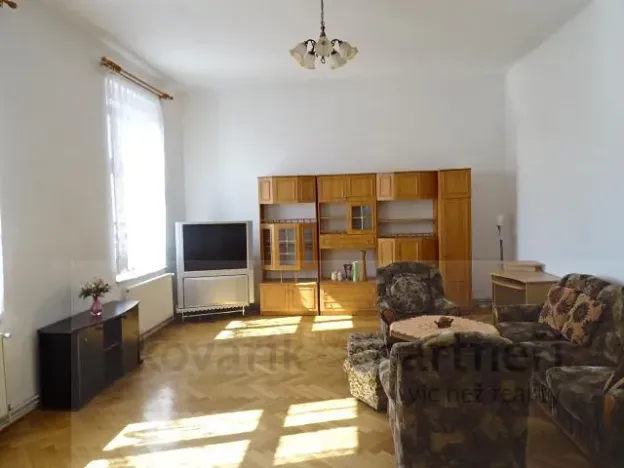 Prodej komerční nemovitosti, Rumburk, Náměstí Lužické, 568 m2