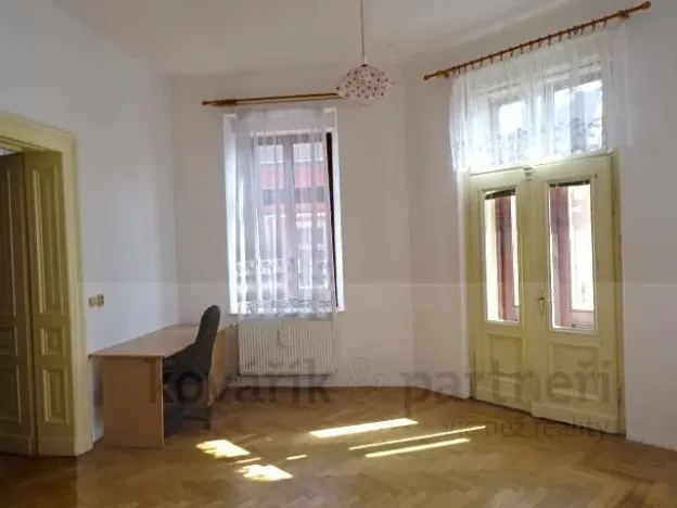 Prodej komerční nemovitosti, Rumburk, Náměstí Lužické, 568 m2