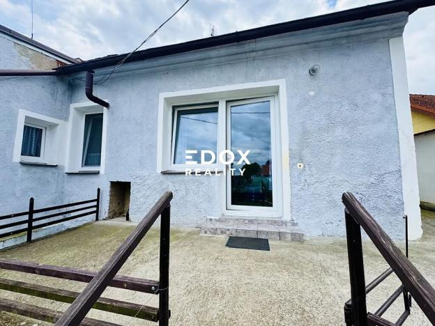 Prodej rodinného domu, Chrást, 280 m2