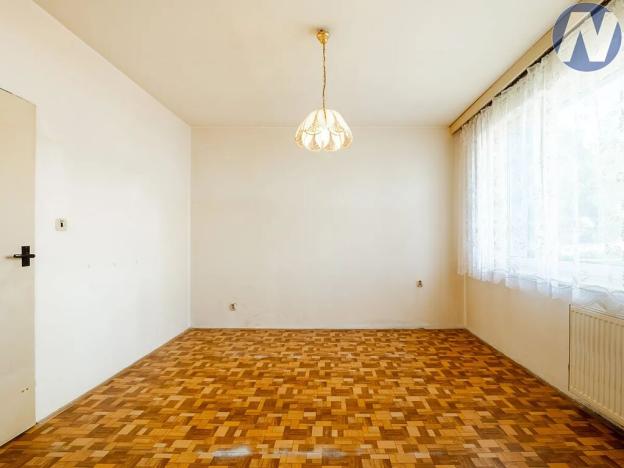 Prodej bytu 3+1, Volary, Sídl. Míru, 66 m2