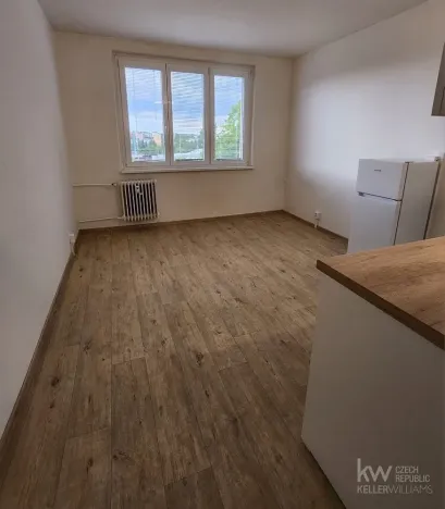 Pronájem bytu 1+kk, Cheb, 17. listopadu, 20 m2