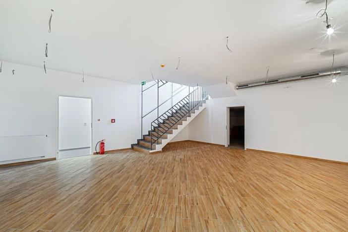 Prodej restaurace, Praha - Žižkov, Olšanská, 352 m2