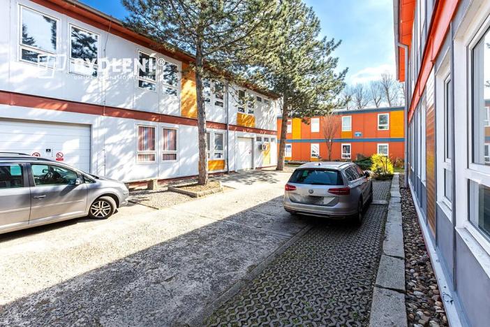 Pronájem kanceláře, Teplice, Tolstého, 2109 m2