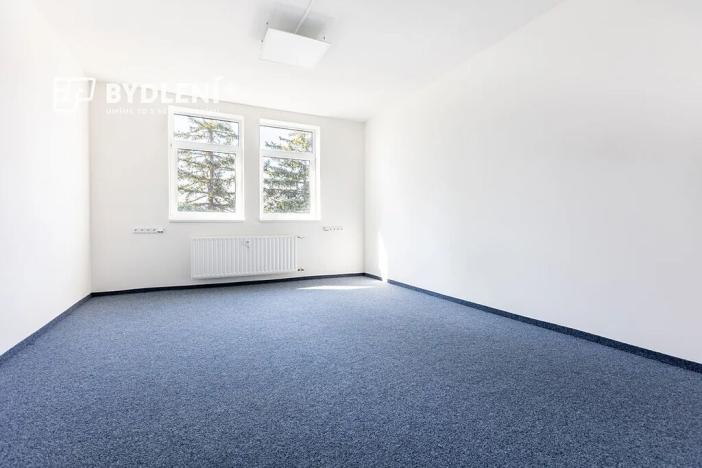 Pronájem kanceláře, Teplice, Tolstého, 2109 m2