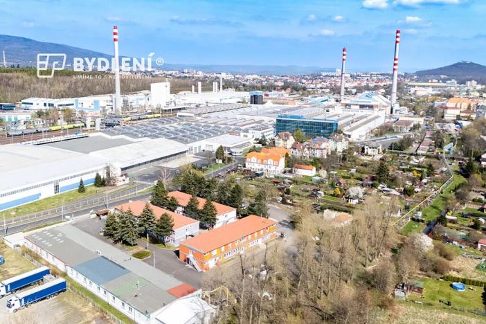 Pronájem kanceláře, Teplice, Tolstého, 2109 m2