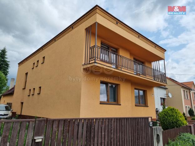 Prodej obchodního prostoru, Píšť, 180 m2