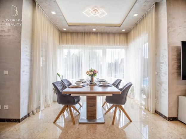 Prodej rodinného domu, Květnice, Krokusová, 243 m2