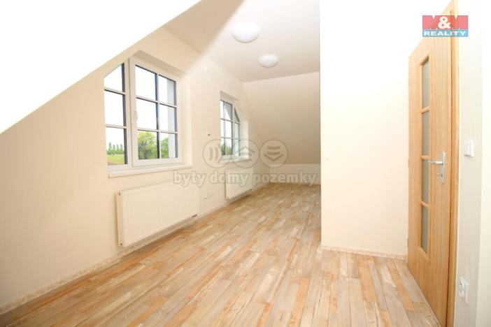 Pronájem bytu 1+kk, Hradec Králové - Kukleny, Honkova, 36 m2