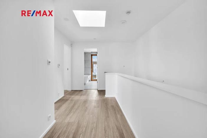 Prodej rodinného domu, Praha - Horní Počernice, Krotitelů, 136 m2