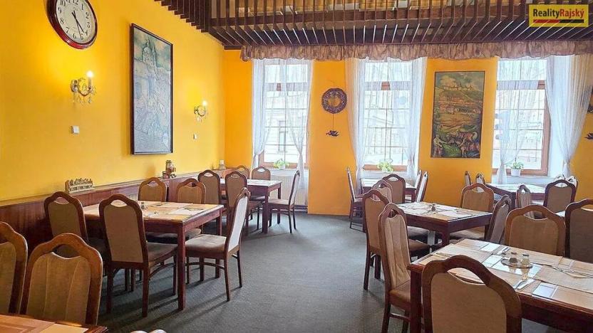 Prodej restaurace, Příbram, Jiráskovy sady, 762 m2