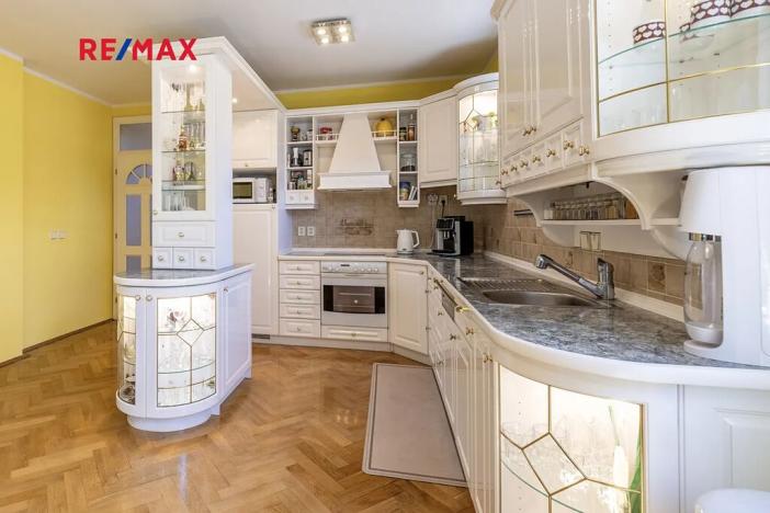 Prodej rodinného domu, Praha - Kunratice, Valcířská, 181 m2