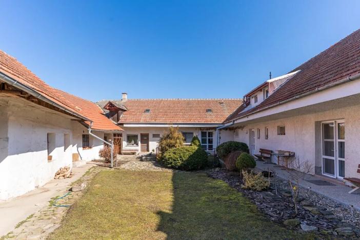 Prodej rodinného domu, Nová Ves, 217 m2