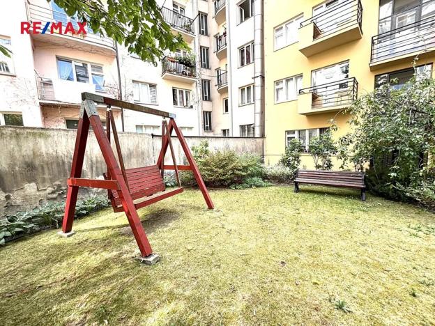 Prodej bytu 2+kk, Praha - Žižkov, Baranova, 50 m2