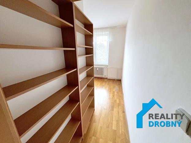 Pronájem bytu 2+1, Děčín, Kamenická, 50 m2