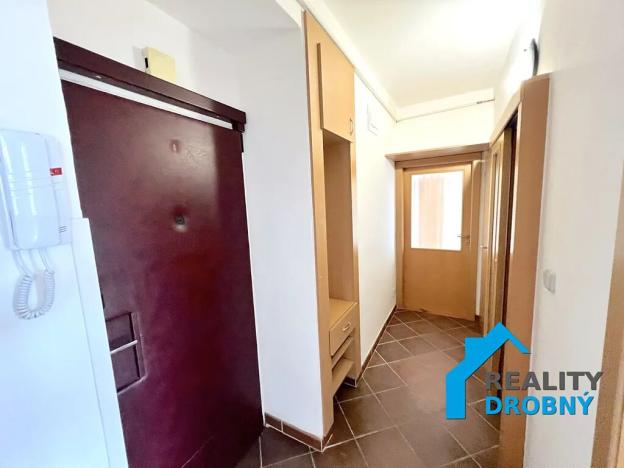 Pronájem bytu 2+1, Děčín, Kamenická, 50 m2