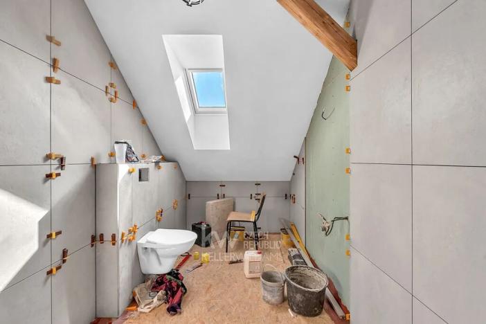 Prodej rodinného domu, Velim, Palackého, 270 m2