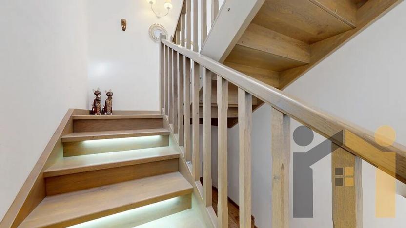 Prodej rodinného domu, Vinařice, 269 m2