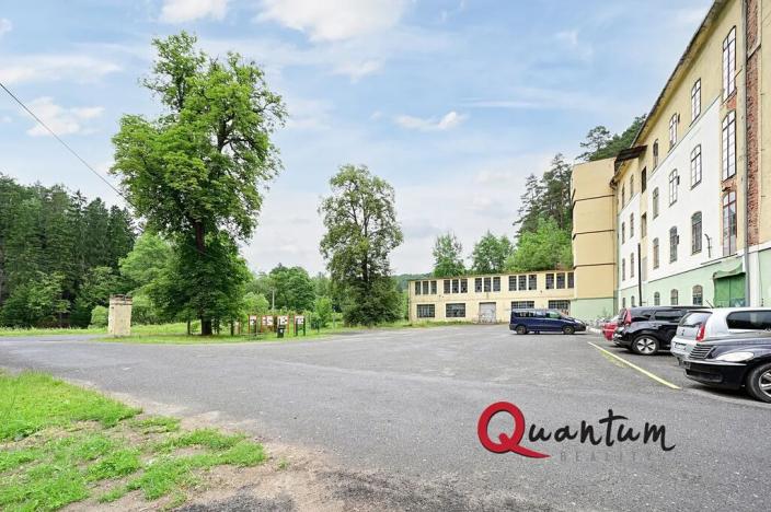 Prodej obchodního prostoru, Janská, 4600 m2