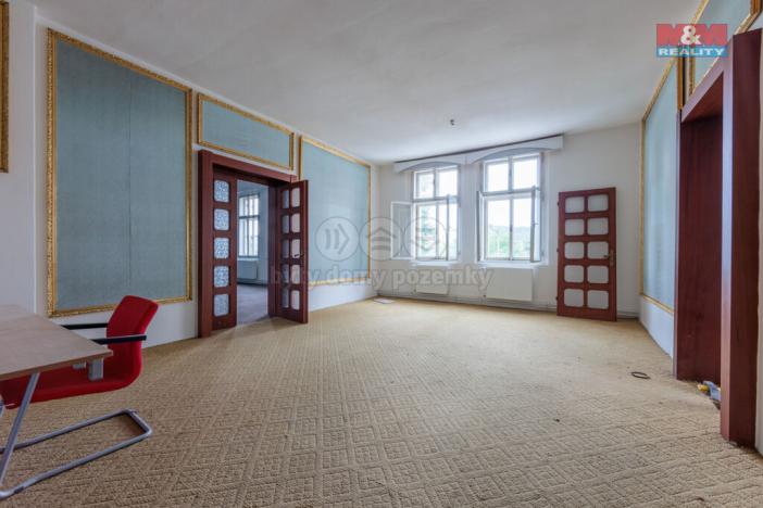 Prodej činžovního domu, Nejdek, náměstí Karla IV., 766 m2