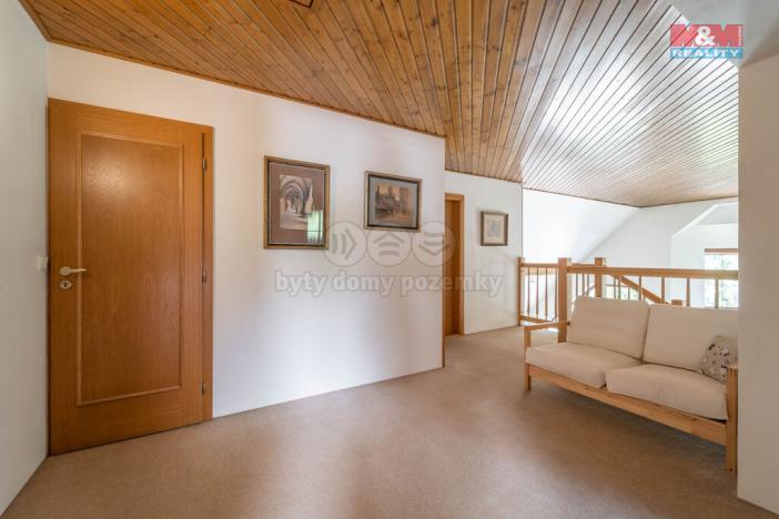 Prodej rodinného domu, Benecko, 224 m2