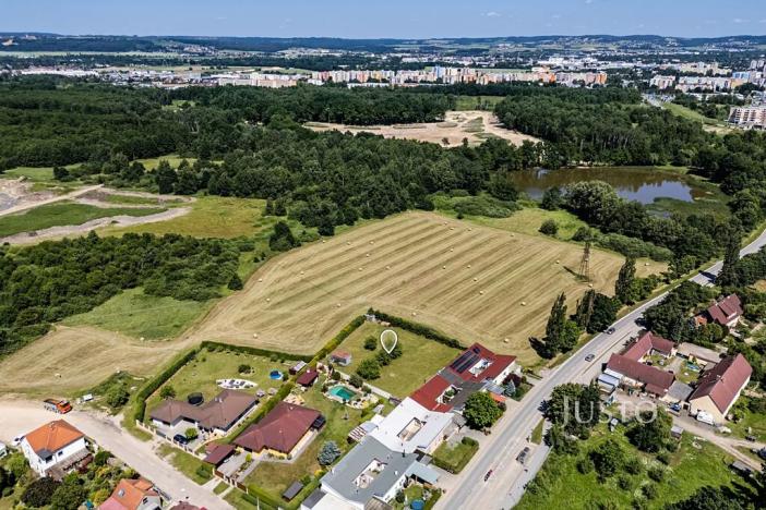 Prodej pozemku pro bydlení, České Budějovice, Zavadilka, 1925 m2