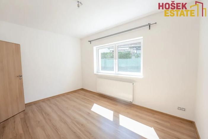 Prodej bytu 2+kk, Moravany, Višňová, 54 m2