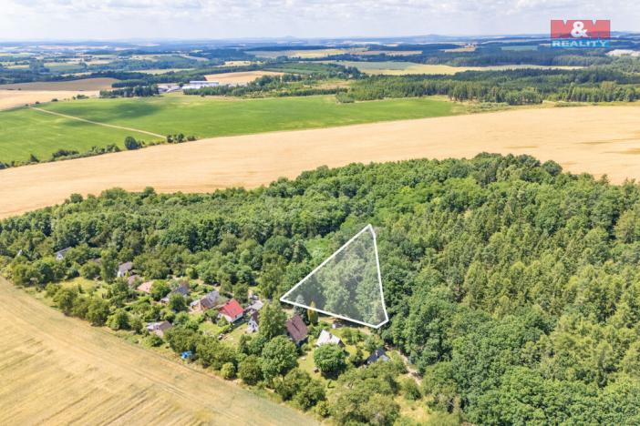 Prodej pole, Kunějovice, 1697 m2