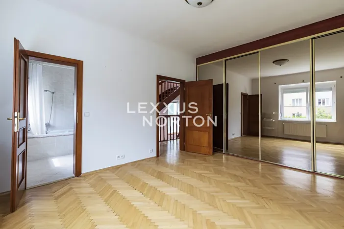 Prodej rodinného domu, Praha - Ruzyně, Huberova, 270 m2