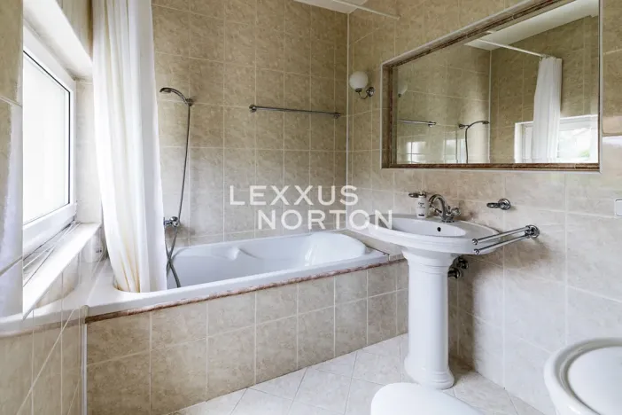 Prodej rodinného domu, Praha - Ruzyně, Huberova, 270 m2