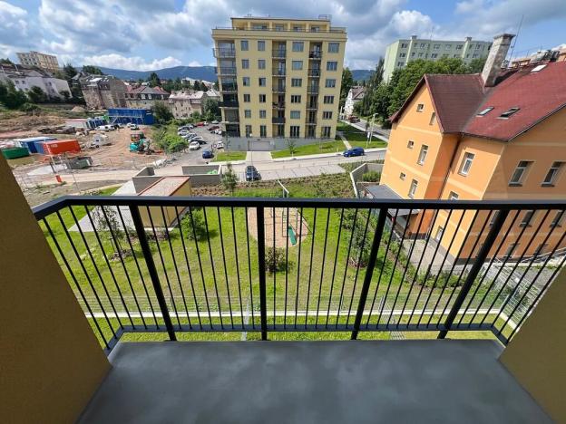 Pronájem bytu 2+kk, Liberec, Švermova, 66 m2