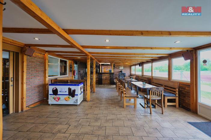 Prodej restaurace, Chropyně, Hanácké náměstí, 249 m2